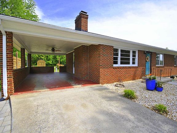 4th image of 1130 Glenfield Dr #12