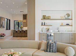 18071 Saratoga Los Gatos Rd, Monte Sereno, CA 95030