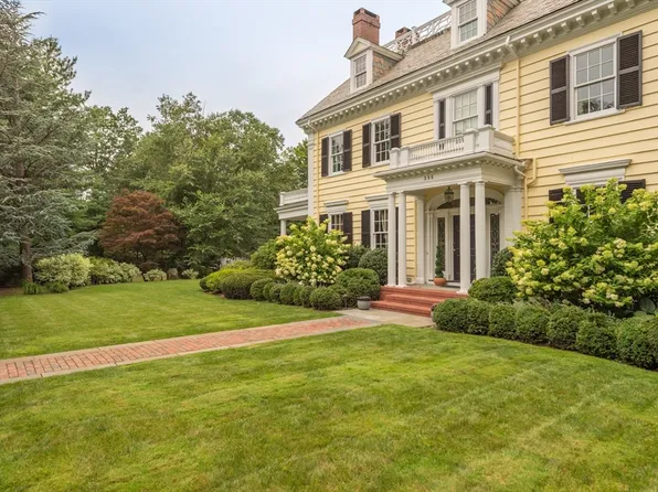 355 Buckminster Rd, Brookline, MA 02445