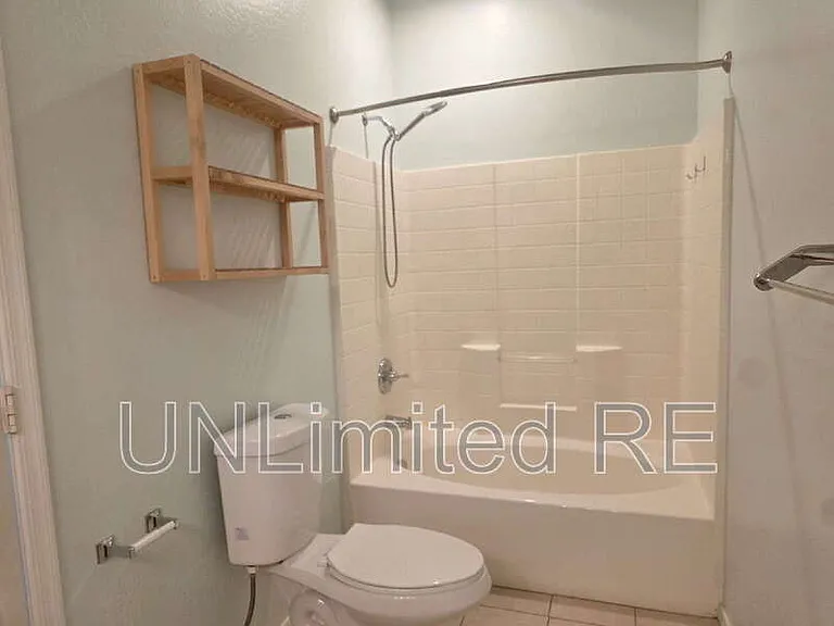 1151 S 16th Pl — Photo 11