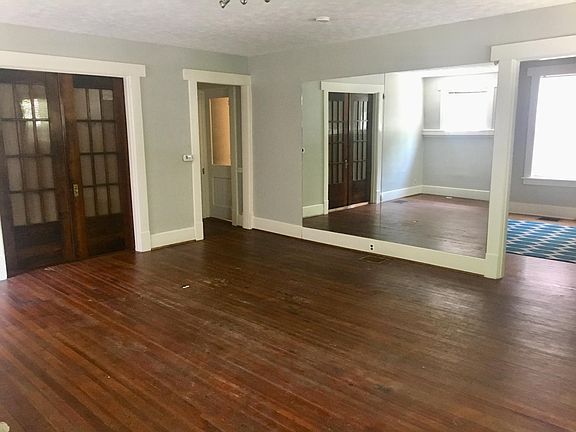 4th image of 249 Arlington Ave