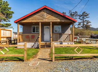 209 S 4th Ave, Rockaway Beach, OR 97136