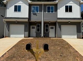 207/209 9th Ave SE, Hickory, NC 28602