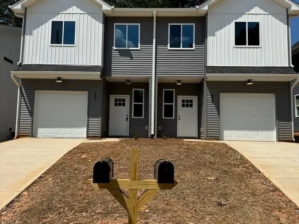 207/209 9th Ave SE, Hickory, NC 28602