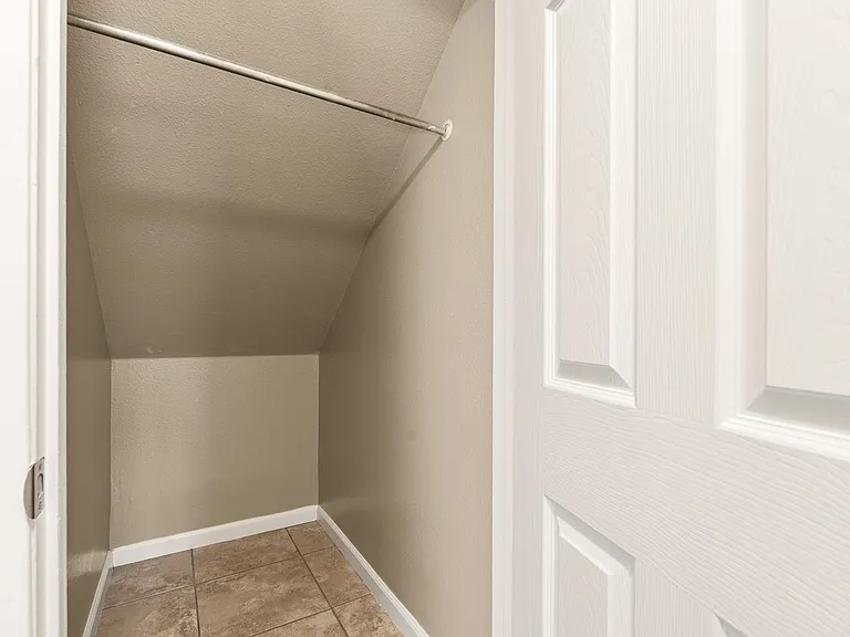 Cedar Park Apartments — Photo 21