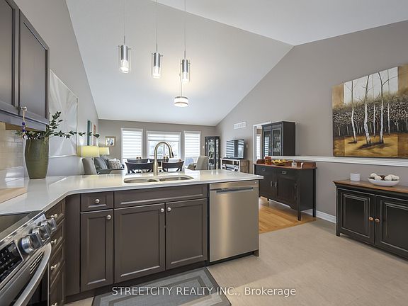 5th image of 464 Commissioners Rd W #16