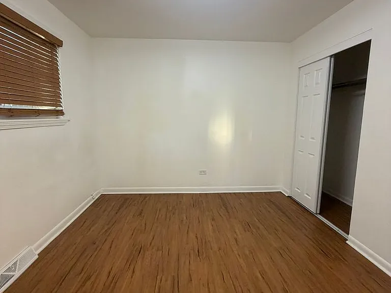 460 Hoxie Ave — Photo 18