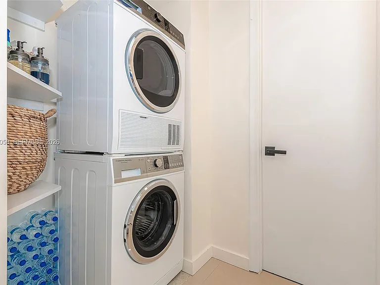 5750 Collins Ave #3J — Photo 14