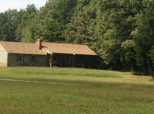 7470 Elko Rd, Sandston, VA 23150