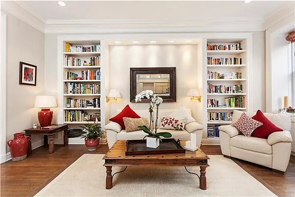 Sold by Tiffany Bauman Real Estate LLC | media 24