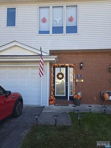 13 Wilson St #A, South Hackensack, NJ, 07606