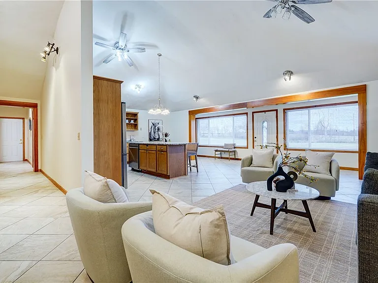 2654 Whalen Rd — Photo 23
