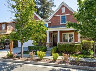 925 Valencia Ave, Mountain View, CA 94040
