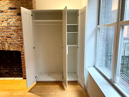 Rented by Compass | media 9