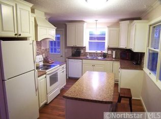 1341 Oak St, River Falls, WI 54022