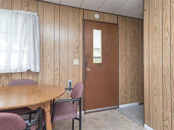 4th image of 1572 Seabird Rd #9