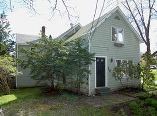 16 Oak St, Camden, ME 04843