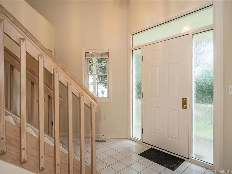 47 Pepper Bush Ln — Photo 4