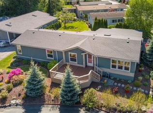 579 NE Saturn Ln, Bremerton, WA