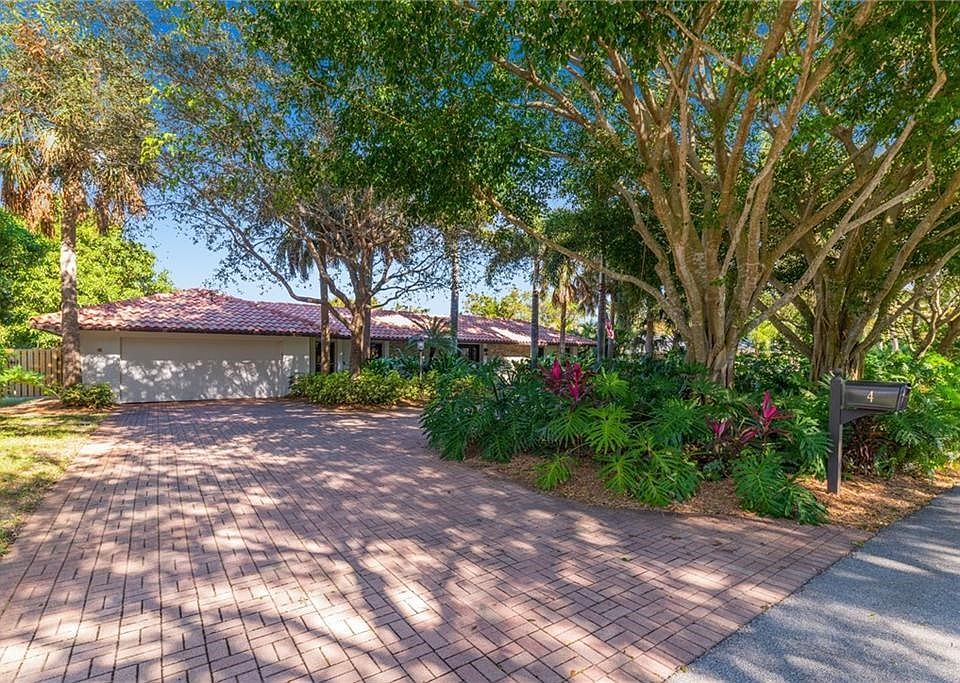 4 Copaire Rd, Sewalls Point, FL 34996 Zillow