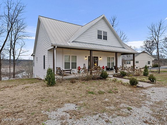 2nd image of 284 Wilderness Dr