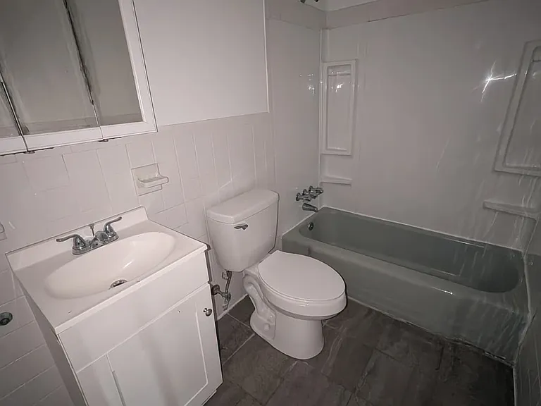 66 Clinton Ave #BB — Photo 11