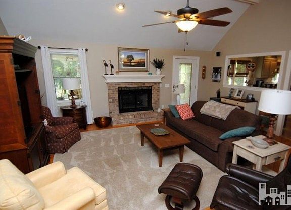 4th image of 4808 Coronado Dr
