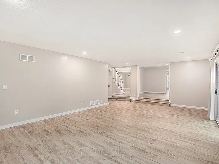 13805 W 78th Ter — Photo 23
