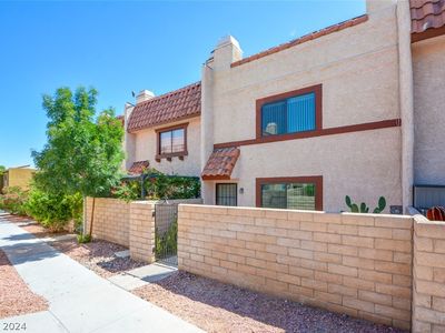 5471 Escondido St, Las Vegas, NV, 89119