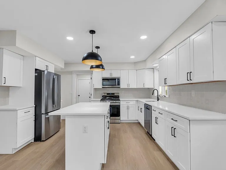 633 Eltone Rd — Photo 19