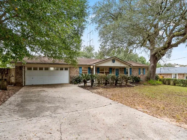 6036 W Shore Dr, Pensacola, FL 32526