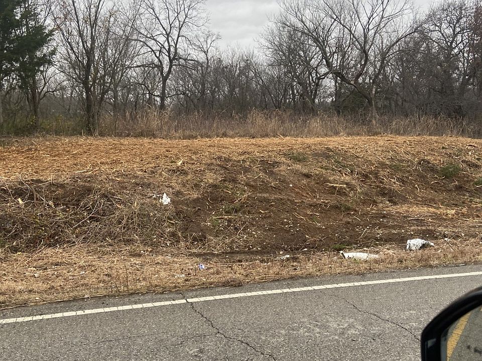 2nd image of 2 N Basin Rd