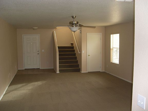 4th image of 2450 E Gleneagle Dr