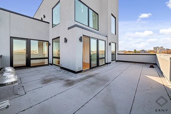 Rented by ERNY LLC | media 13