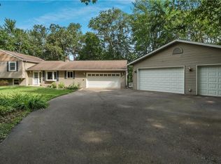 E2220 Kirk Ct, Eau Claire, WI 54701