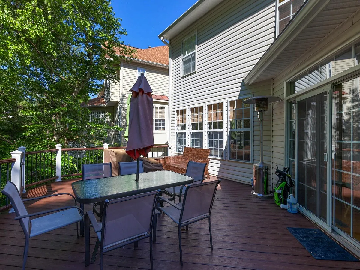 Building Photo - 47779 Macgill Ct