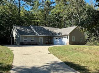 117 Mays Bend Ln, Pell City, AL 35128