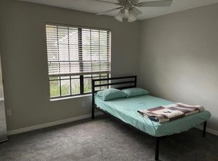 3330 Laurel View Dr, Brandon, FL 33511