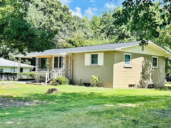 327 Henderson Rd, Roxboro, NC 27573