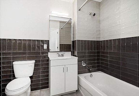 4th image of 407 Lenox Ave #5B