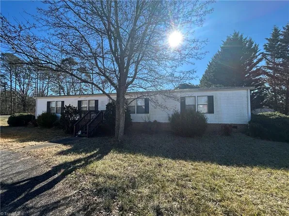 4859 Thistle Ct, Granite Falls, NC 28630