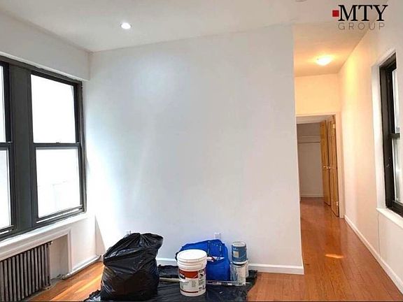 3rd image of 137 E 30th St APT 5
