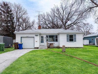1836 Illinois Ave SW, Huron, SD, 57350