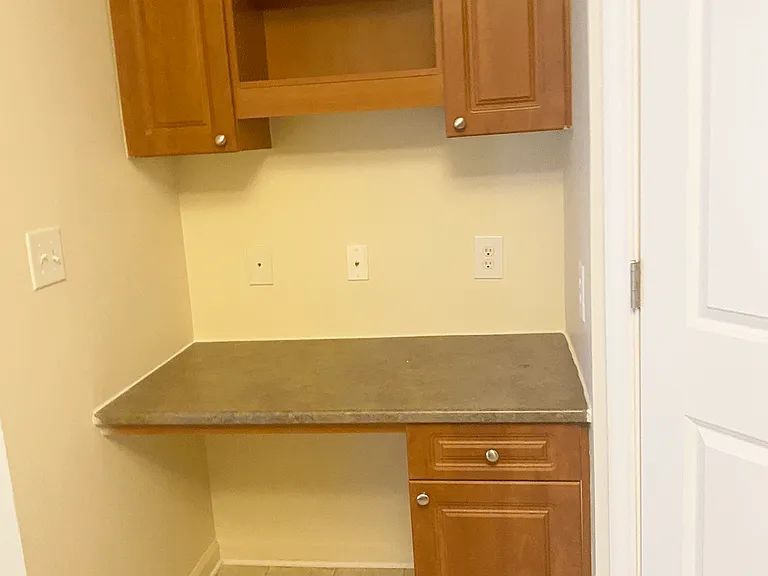 Clairmont at Hillandale — Photo 48