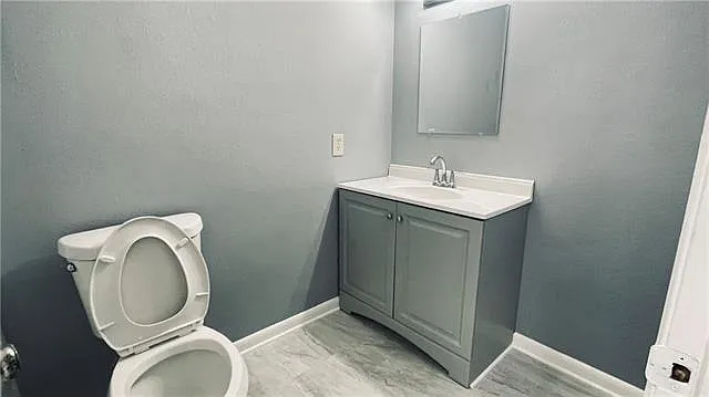 2236 Litchwood Ln — Photo 10