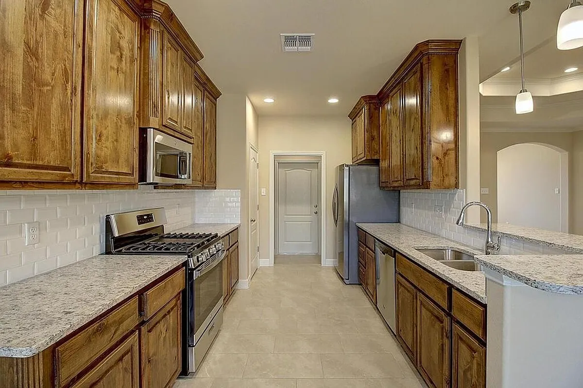 Building Photo - 7510 Sable Creek Dr