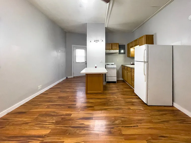 Spacious Apartments in the Heart of the Village — Photo 8