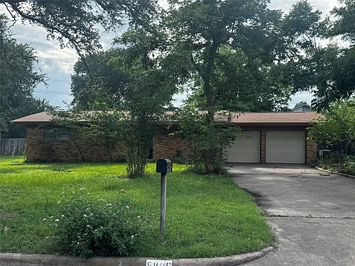 5806 Coventry Ln Photo 1