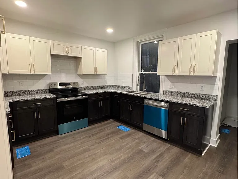 513 N 2nd St #1 — Photo 7