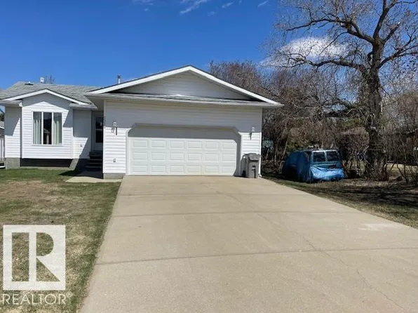 5324 54th Ave, Mundare, AB T0B 3H0